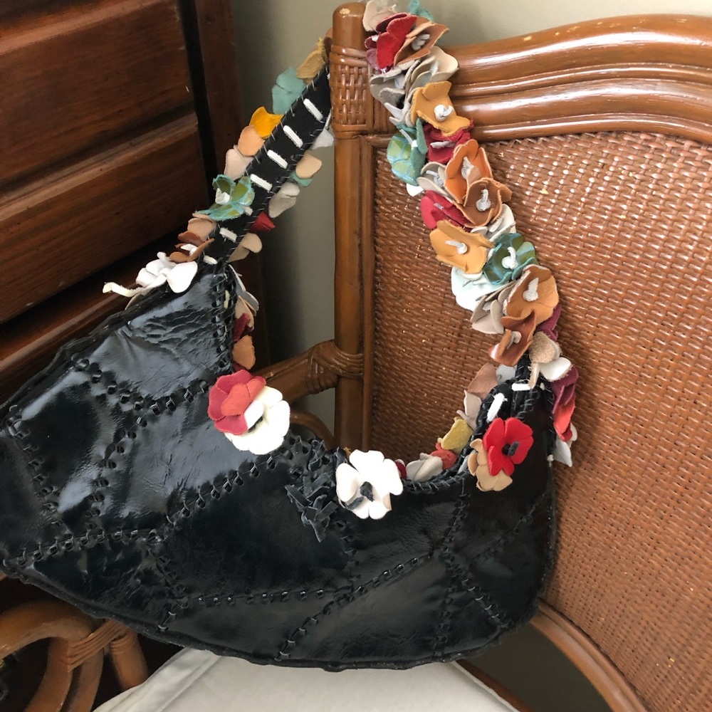 Shoulder bag with leather details - Picture 2 of 7